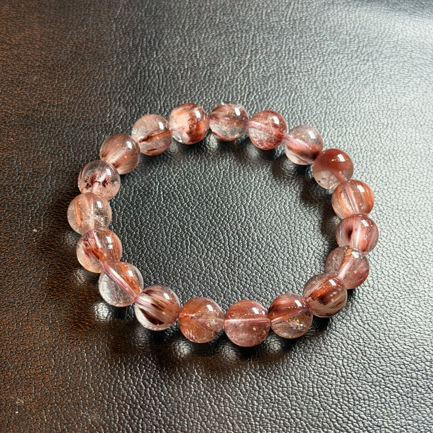 【060】ラビットファーMIXレッドルチルブレスレット 内径約17cm ルース約10.5mm【live限定】live20260227