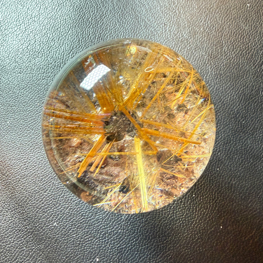 【072】【ー点物 - 会長ショーケースコレクション】太陽放射タイチンルチルスフィア ルース約51mm ＊台付き【live限定】live20251128