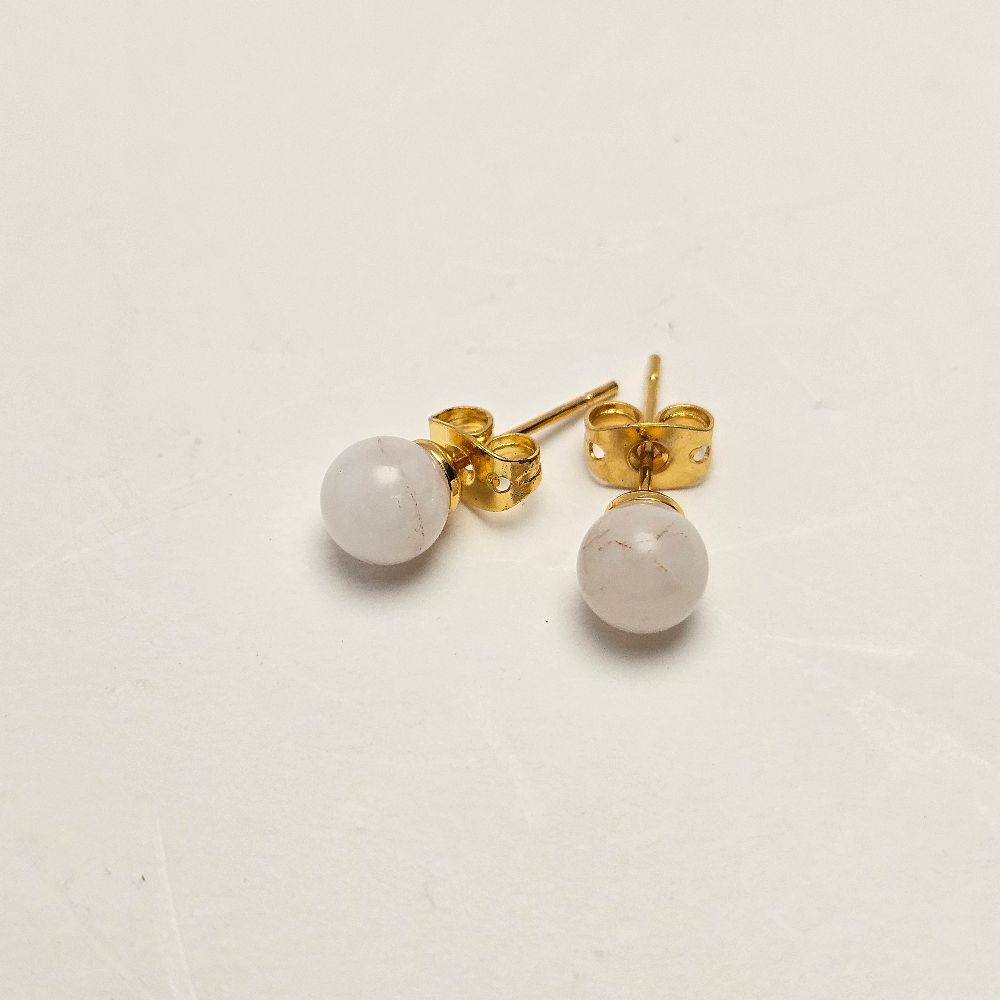 おいせ石 6mm 丸玉 ピアス