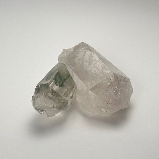 スピリチュアル！マニハールレムリアングリーンファントム 原石