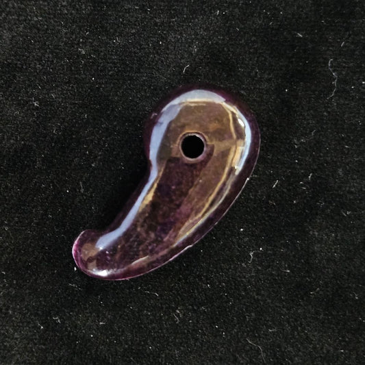 スギライト 勾玉(L)