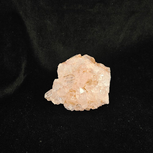 ヒマラヤ水晶クラスター ほんのりピンク ¥15000-A   サイズ：77×85×48mm