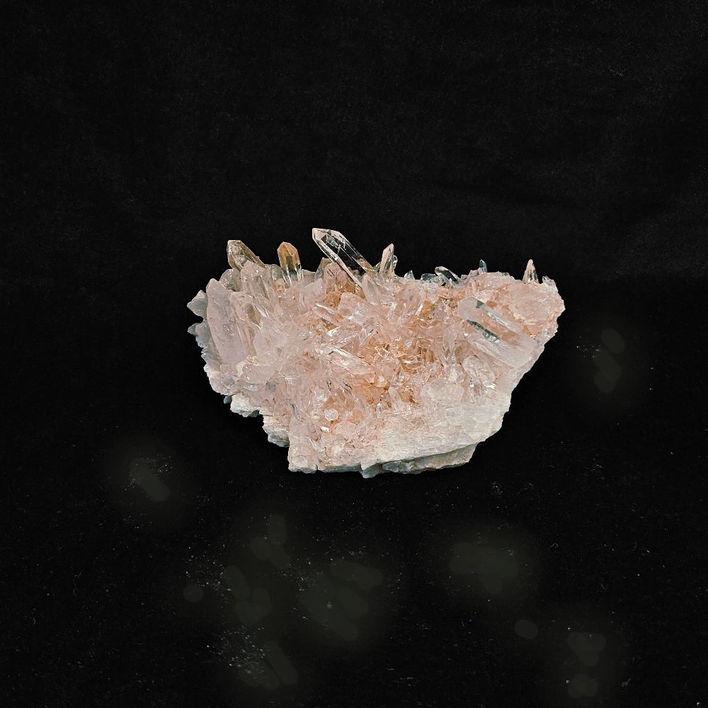 ヒマラヤ水晶クラスター キラキラピンク サイズ：54×99×60mm