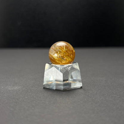 【高品質】タイチンルチルスフィア 18mm（台座付き）