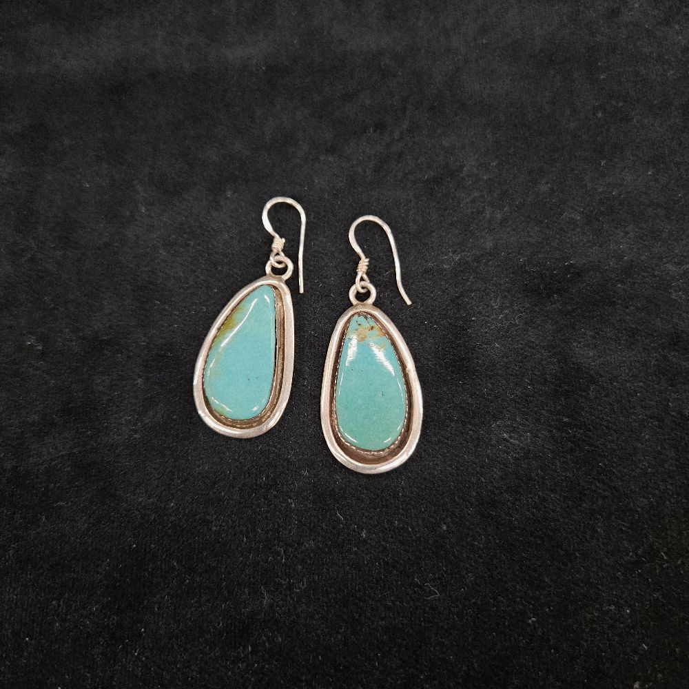 Jiro'sコレクションSilver!! アリゾナターコイズ ピアス