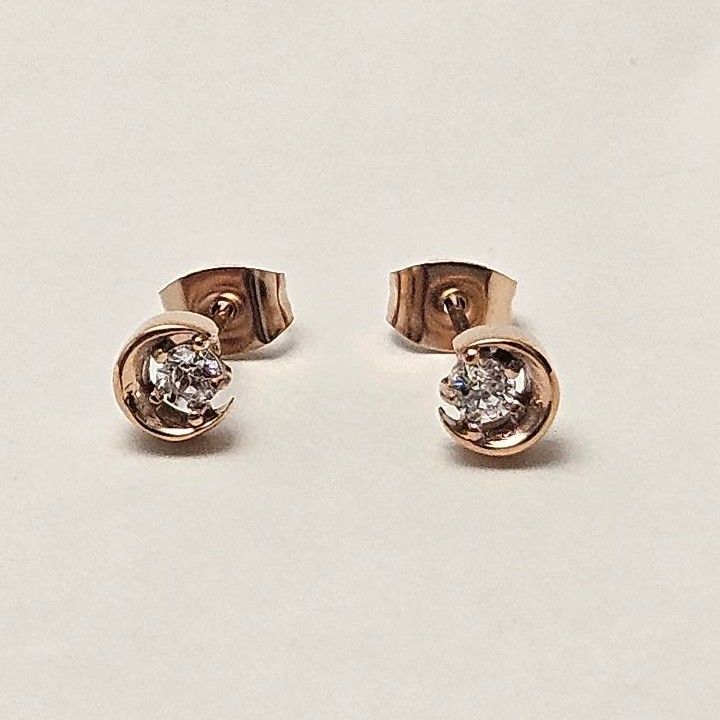 ジルコン(ホワイト) ピアス