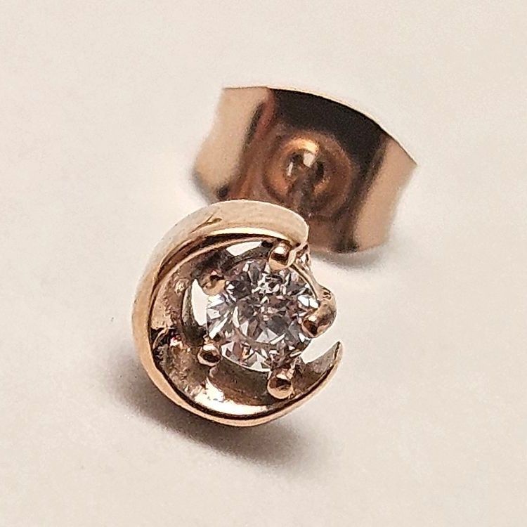 ジルコン(ホワイト) ピアス