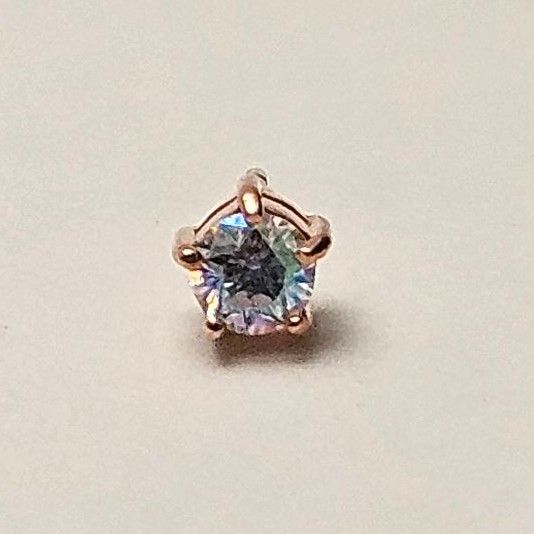 ジルコン(オーロラピンク) ピアス