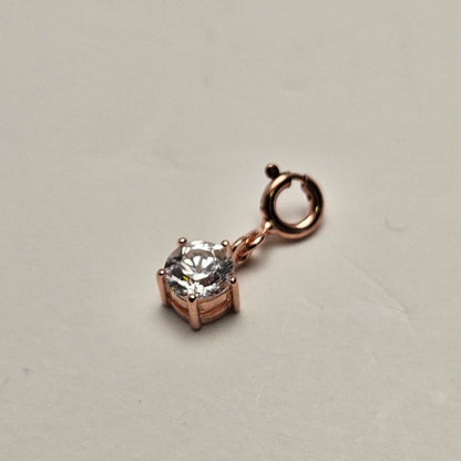 ジルコン(ホワイト) チャーム